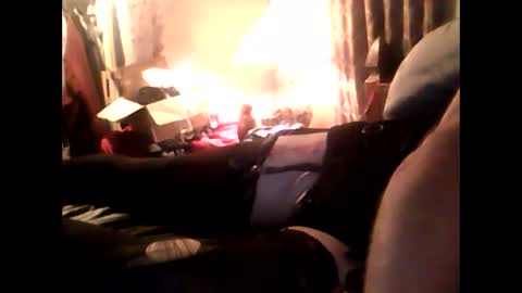 Bambi Lynn online show from October 2025 08:54:02 AM