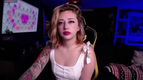  Sara  online show from January 2025 06:33:02 AM