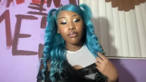 Snapshot of kinkykittee chatting on December 2024 08:00:02 AM Bunniii online show from December 2024 08:00:02 AM