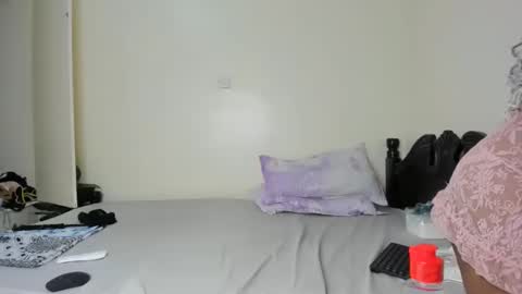 Kinky online show from January 2025 07:02:02 PM