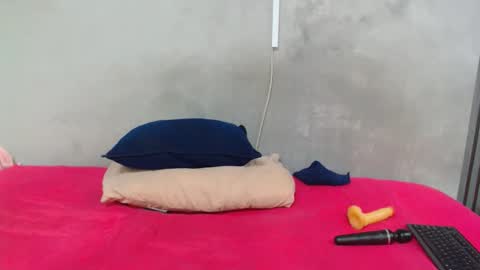 Snapshot of kinkynaghty chatting on May 2026 03:12:01 AM kinkynaghty online show from May 2026 03:12:01 AM