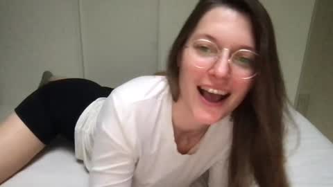 Snapshot of kinkyorange_ chatting on February 2025 05:05:02 PM Mary the Soulmate online show from February 2025 05:05:02 PM