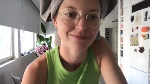 Snapshot of kinkyorange_ chatting on September 2025 09:31:01 AM Mary the Soulmate online show from September 2025 09:31:01 AM