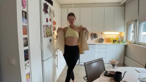 Snapshot of kinkyorange_ chatting on September 2025 08:26:01 AM Mary the Soulmate online show from September 2025 08:26:01 AM