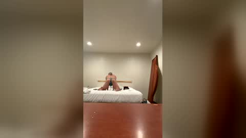 kinkysubbottom77 online show from April 2026 02:41:01 PM