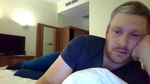 KinkySub online show from October 2025 10:19:01 PM