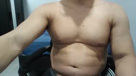 Snapshot of kinkytony1 chatting on October 2025 10:49:02 PM kinkytony1 online show from October 2025 10:49:02 PM
