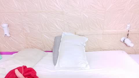 Snapshot of kinkyy_redhead chatting on June 2026 11:23:01 AM kinkyy_redhead online show from June 2026 11:23:01 AM