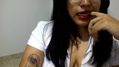 kion_and_valu online show from June 2026 01:50:01 AM