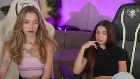 Sweet girls online show from September 2025 09:38:01 PM