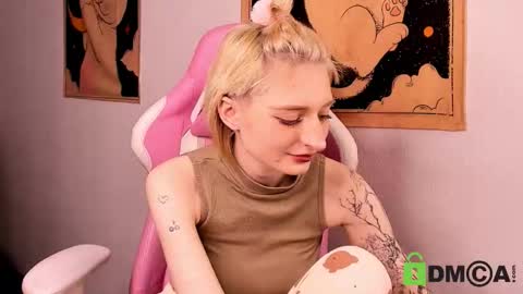 Kira online show from March 2026 09:08:01 PM