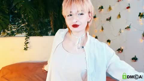 Kira online show from April 2026 09:34:01 PM