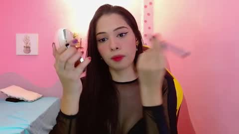 Kira 3 online show from February 2026 01:10:01 PM