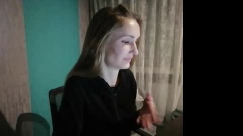 kira_morekiss online show from March 2025 09:17:01 PM