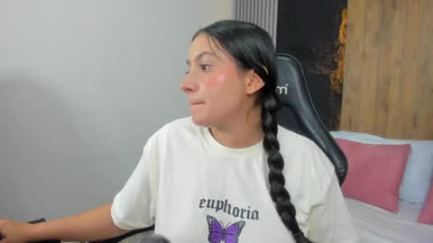 K I R A online show from May 2026 01:38:01 PM