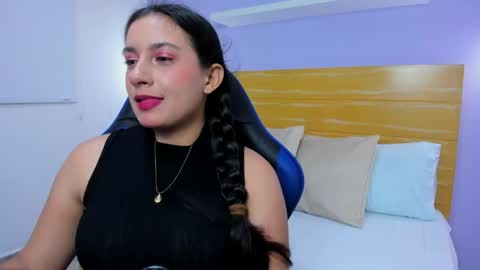 K I R A online show from May 2026 01:56:01 AM