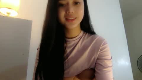 Snapshot of kira_willer chatting on April 2026 09:50:01 PM KIRA online show from April 2026 09:50:01 PM