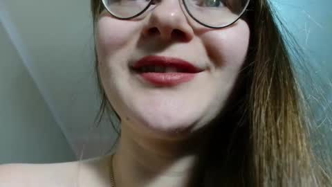 KiraGoldens online show from February 2026 06:43:02 AM