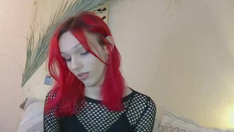 Snapshot of kirana_hayes chatting on April 2026 01:17:02 PM Kira online show from April 2026 01:17:02 PM