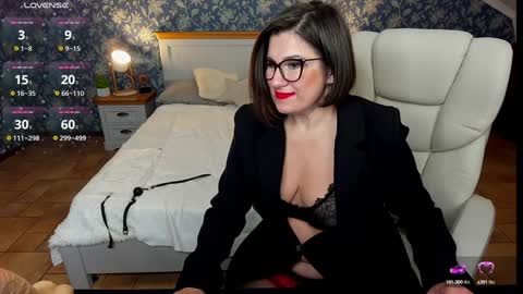 Snapshot of kiraroxx chatting on January 2025 12:36:01 AM Kira online show from January 2025 12:36:01 AM