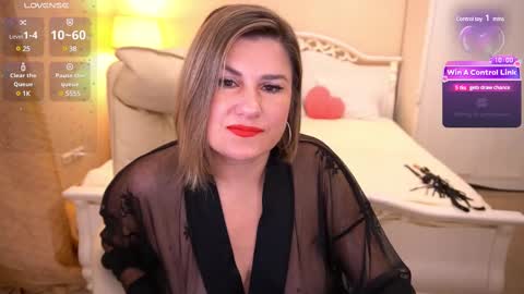 Snapshot of kiraroxx chatting on March 2025 10:34:02 PM Kira online show from March 2025 10:34:02 PM