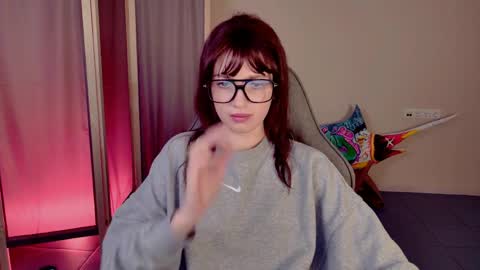 kiravair online show from April 2026 05:46:02 PM