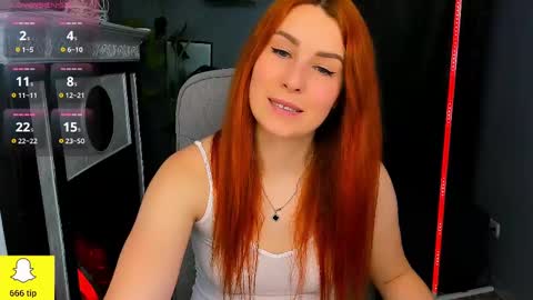 kiraxmoon online show from February 2025 07:12:02 AM