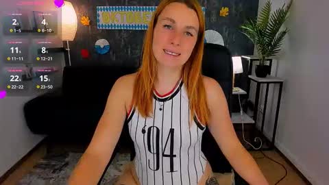 kiraxmoon online show from September 2025 06:23:02 AM