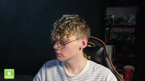 Kirill and Andrey online show from November 2025 09:23:01 AM