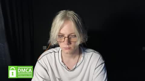 Snapshot of kirill_20_cm chatting on May 2026 02:33:02 PM Kirill and Andrey online show from May 2026 02:33:02 PM