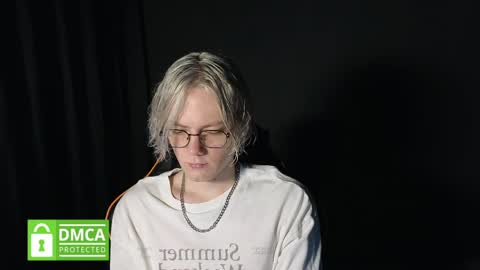 Snapshot of kirill_20_cm chatting on May 2026 09:11:02 PM Kirill and Andrey online show from May 2026 09:11:02 PM