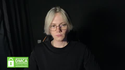 Snapshot of kirill_20_cm chatting on May 2026 01:28:02 PM Kirill and Andrey online show from May 2026 01:28:02 PM