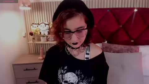 Snapshot of kirivelvet chatting on May 2026 08:59:01 PM Samantha Velvet online show from May 2026 08:59:01 PM
