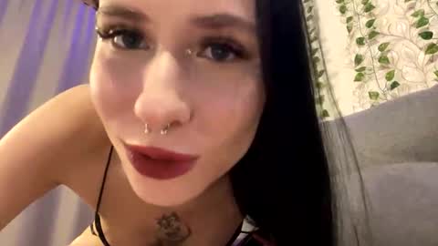 Snapshot of kisa_lisa_ chatting on November 2025 05:37:01 PM Kisa Lisa online show from November 2025 05:37:01 PM