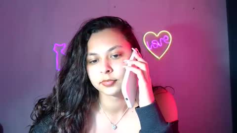 kiss_ameliaa online show from February 2025 11:19:02 AM