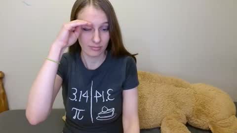 Snapshot of kissallie chatting on April 2026 03:25:02 PM Allie online show from April 2026 03:25:02 PM