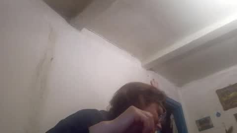 Snapshot of kissandvibe chatting on May 2026 06:05:02 PM kissandvibe online show from May 2026 06:05:02 PM
