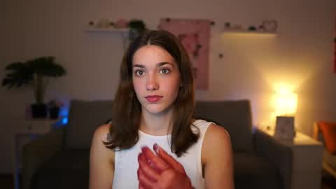 Sisi online show from October 2025 02:29:01 PM