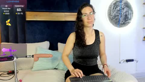 Snapshot of kissingcobank chatting on February 2025 03:11:01 AM Kissing Company online show from February 2025 03:11:01 AM