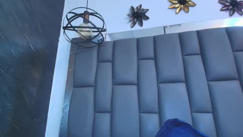 Snapshot of kissme_luna chatting on January 2026 07:04:02 PM BELLA FLAME online show from January 2026 07:04:02 PM