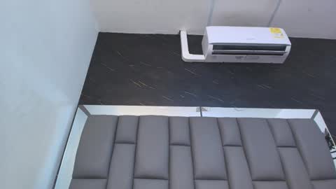 Snapshot of kissme_luna chatting on January 2026 07:06:02 PM BELLA FLAME online show from January 2026 07:06:02 PM