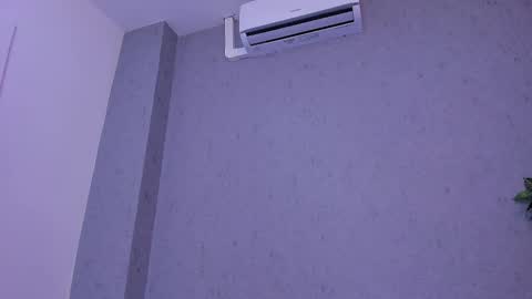 Snapshot of kissme_luna chatting on February 2026 07:28:01 PM BELLA FLAME online show from February 2026 07:28:01 PM