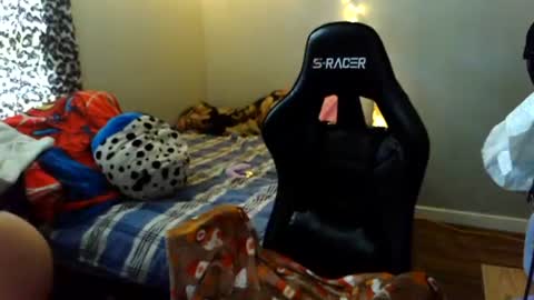 kissminni online show from June 2026 08:44:02 PM