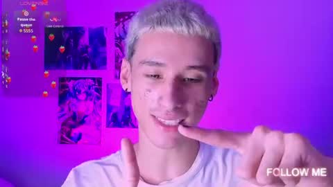 Snapshot of kitsuneplay_ chatting on August 2026 09:28:01 PM Salvatore online show from August 2026 09:28:01 PM