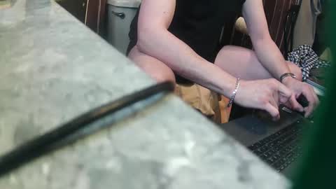 Snapshot of kitt123123 chatting on March 2026 06:34:01 PM kitt online show from March 2026 06:34:01 PM