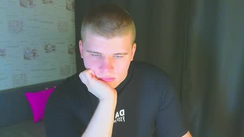 Vlad online show from November 2025 08:51:01 PM