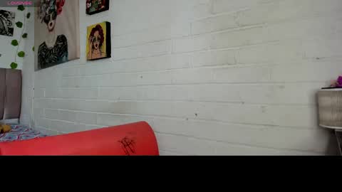 Snapshot of kitty__black__ chatting on April 2026 09:35:01 PM KITTY online show from April 2026 09:35:01 PM