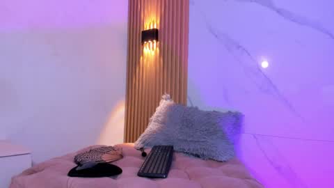 kitty__bunny online show from May 2026 01:57:16 AM