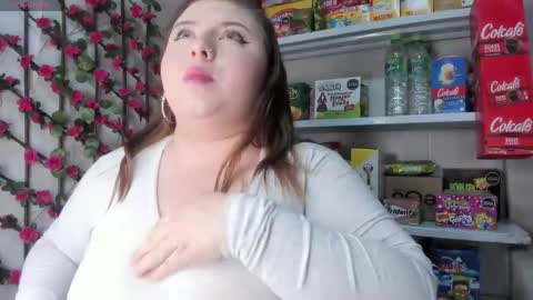 Snapshot of kitty__pinnk chatting on May 2026 08:17:01 PM KAROL online show from May 2026 08:17:01 PM