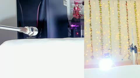 Snapshot of kitty__rosse__ chatting on February 2026 10:01:01 AM Kitty online show from February 2026 10:01:01 AM